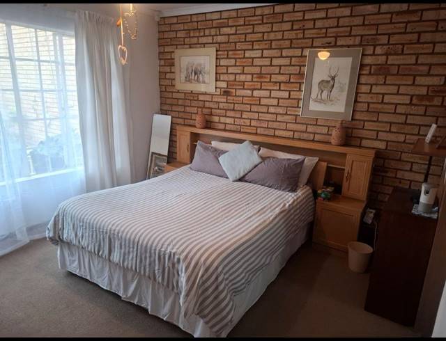 3 BEDROOM SECTIONAL TITLE FOR SALE IN NOORDHEUWEL